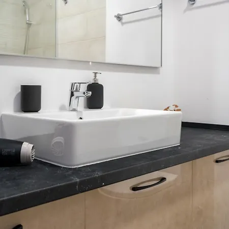 A Away - Politehnica Park - Grozavesti Business Campus Bucarest