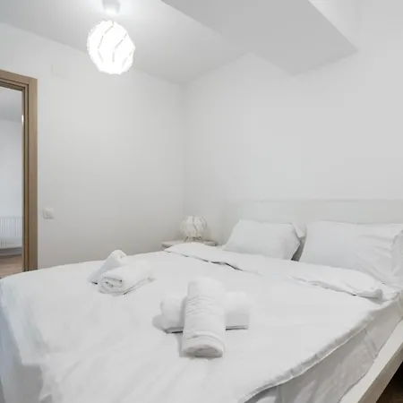 A Away - Politehnica Park - Grozavesti Business Campus